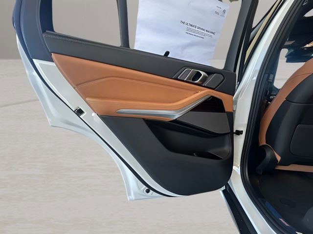 New 2026 BMW X5 xDrive40i w/ Climate Comfort Package AWD/4WD image 18