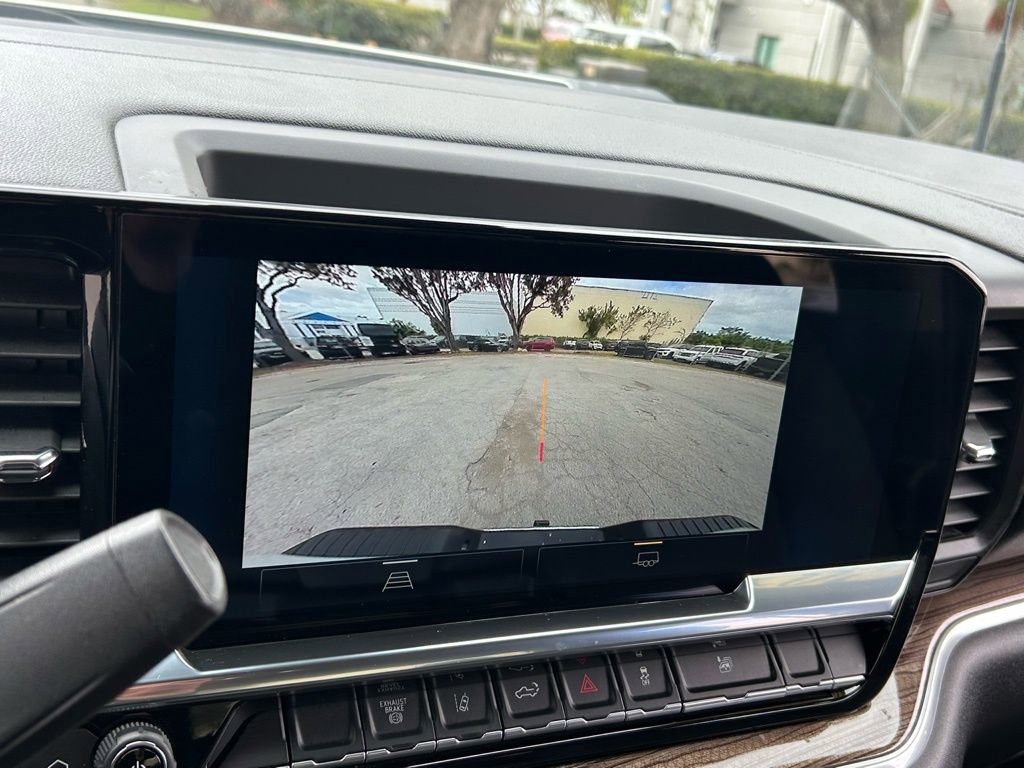 Used 2025 Chevrolet Silverado 2500 LT w/ Convenience Package image 23