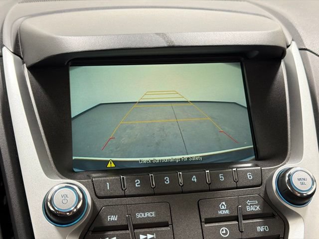 Used 2017 Chevrolet Equinox LS AWD/4WD image 24