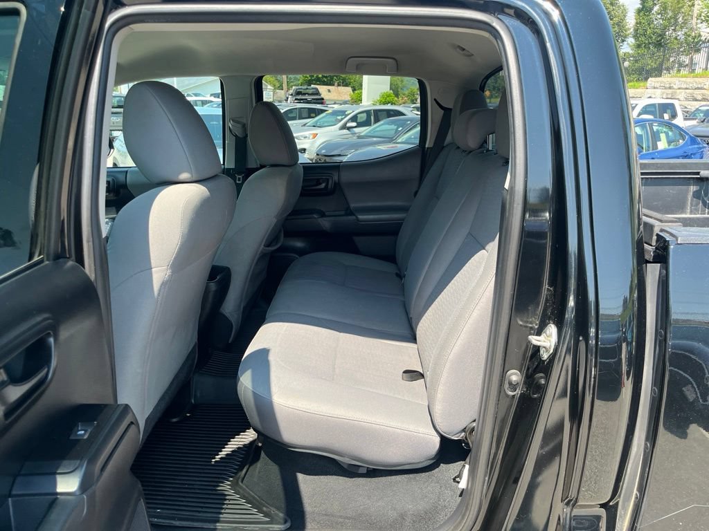 Used 2019 Toyota Tacoma SR w/ SR Convenience Package AWD/4WD image 9