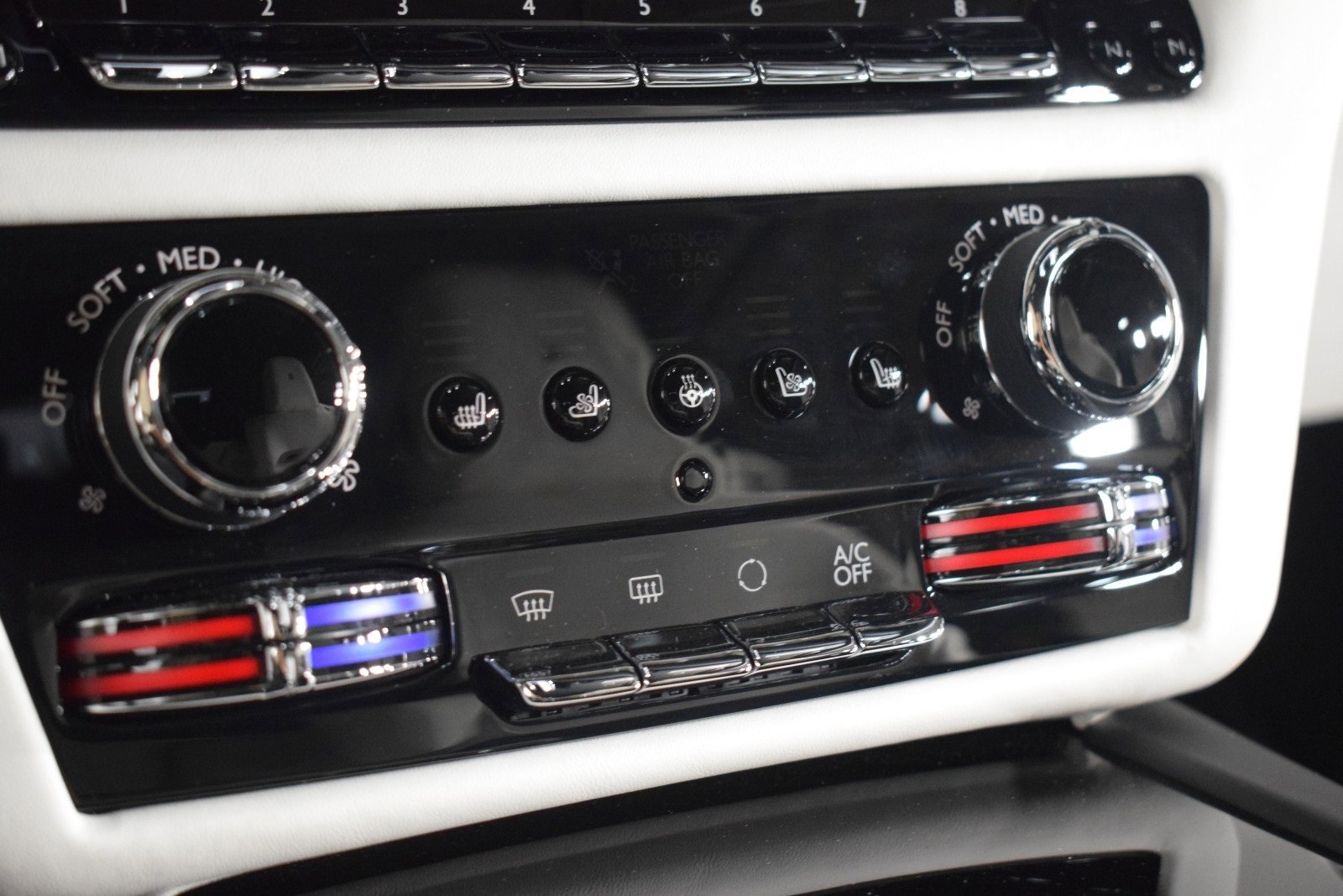 New 2024 Rolls-Royce Spectre w/ Spectre Launch Package image 34