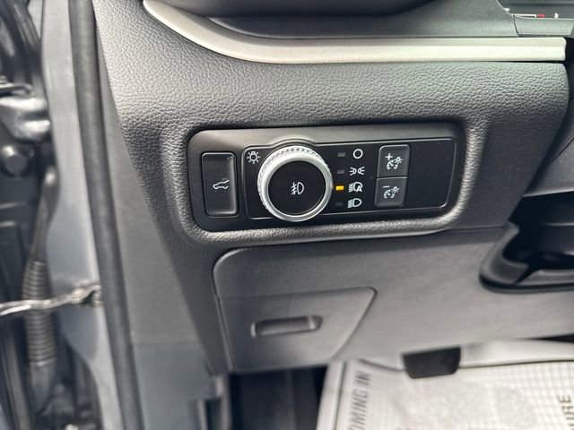 Used 2022 Ford Explorer XLT w/ Equipment Group 202A image 28