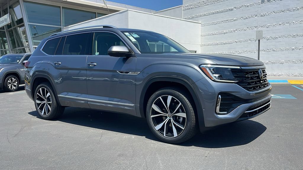 New 2025 Volkswagen Atlas SEL Premium R-Line image 1