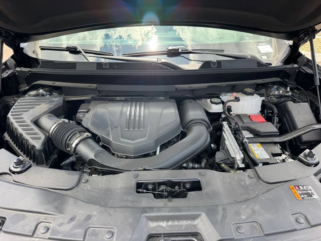 Used 2025 GMC Acadia Elevation AWD/4WD image 19
