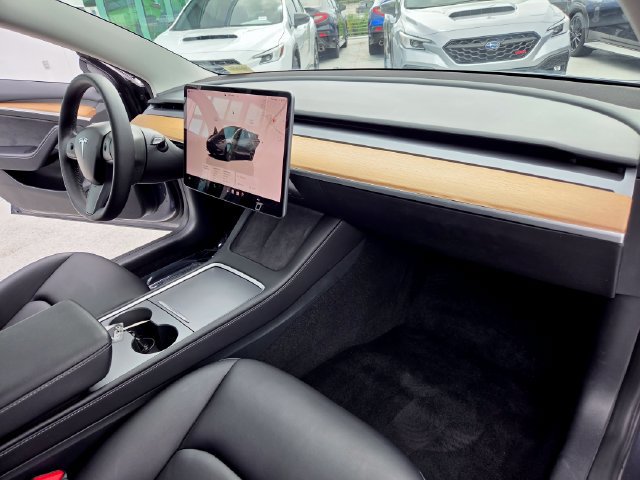 Used 2023 Tesla Model 3 Standard Range RWD image 24