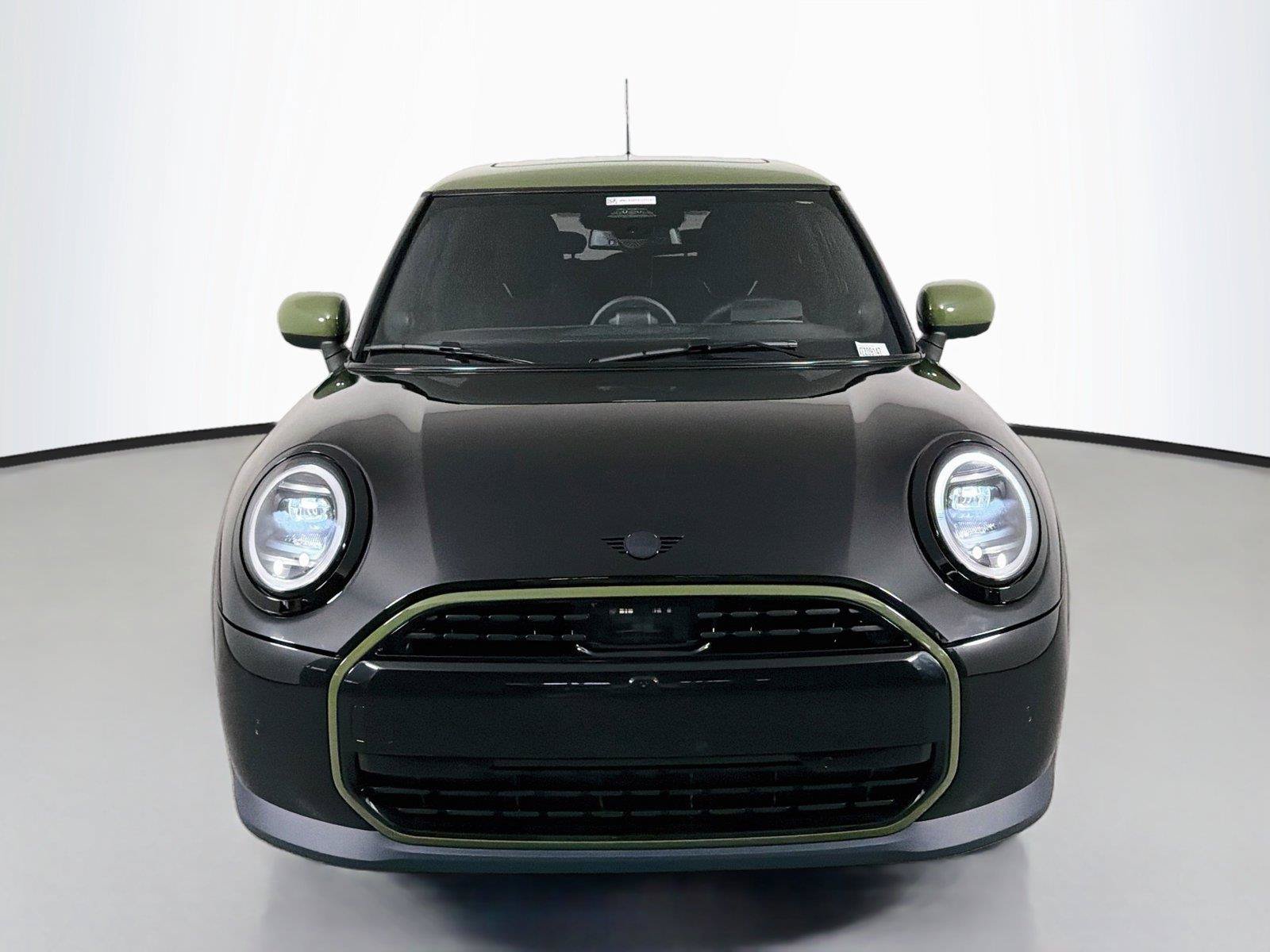 New 2027 MINI Cooper 2-Door Hardtop w/ Paul Smith Edition FWD image 2