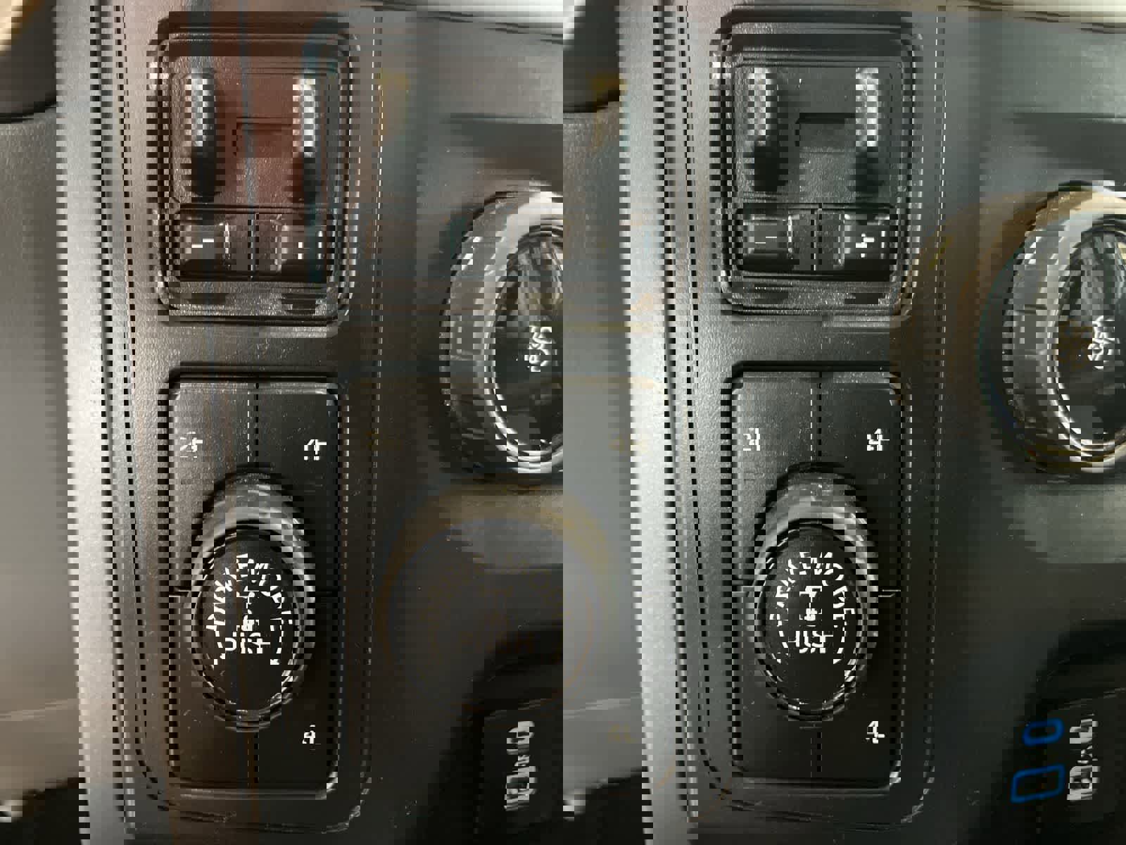 Used 2022 Ford F150 XLT w/ XTR Package AWD/4WD image 17