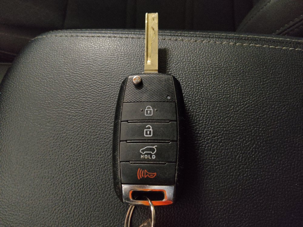 Used 2020 Kia Sorento LX AWD/4WD image 32