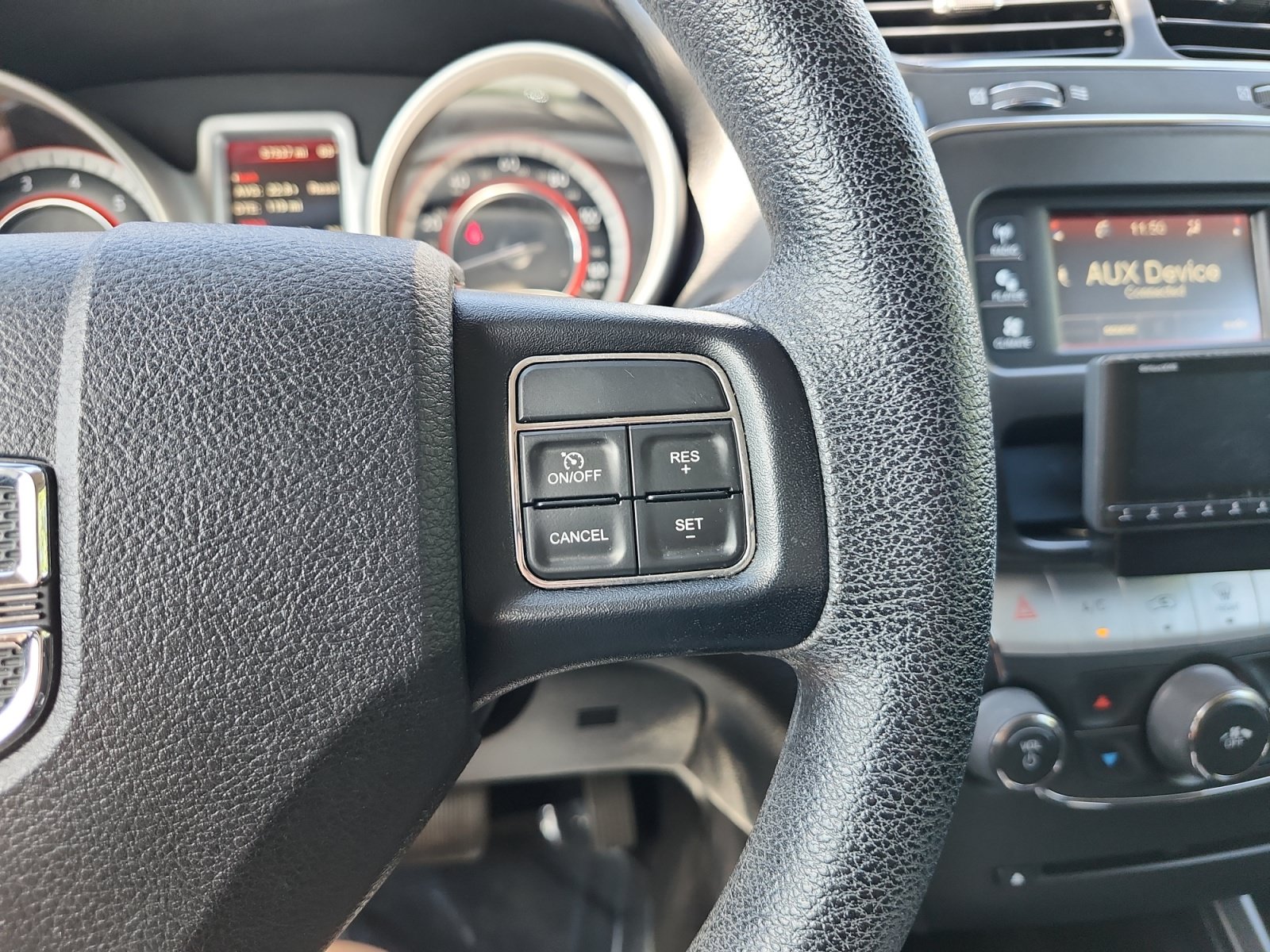 Used 2019 Dodge Journey SE FWD image 22
