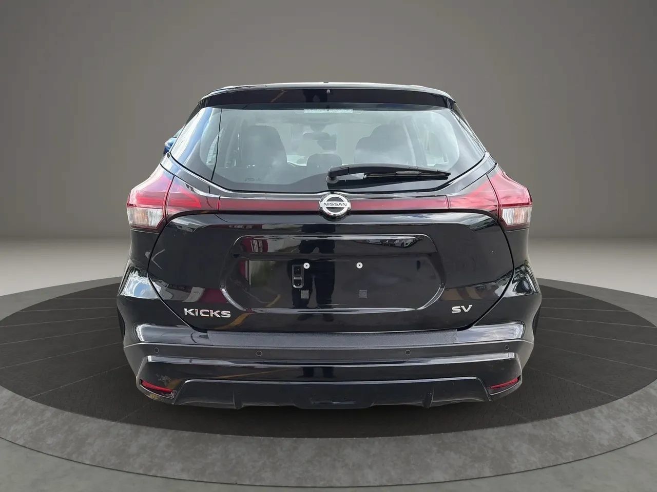 Used 2021 Nissan Kicks SV FWD image 6