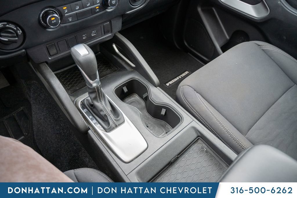Used 2022 Nissan Frontier SV image 16
