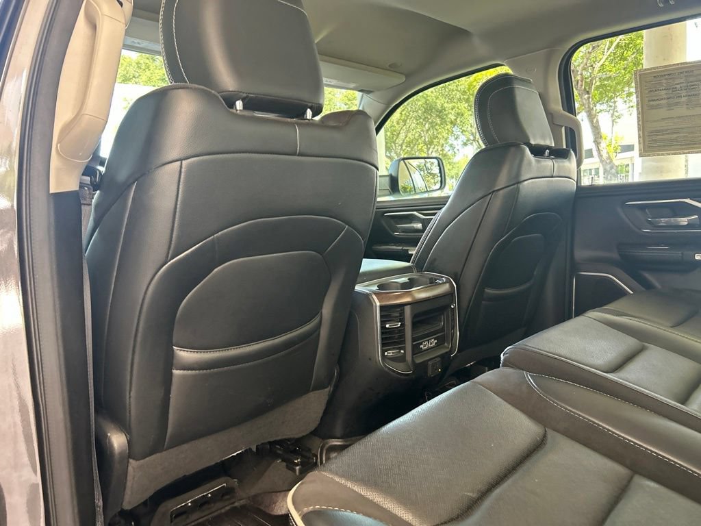 Used 2022 RAM 1500 Laramie AWD/4WD image 39