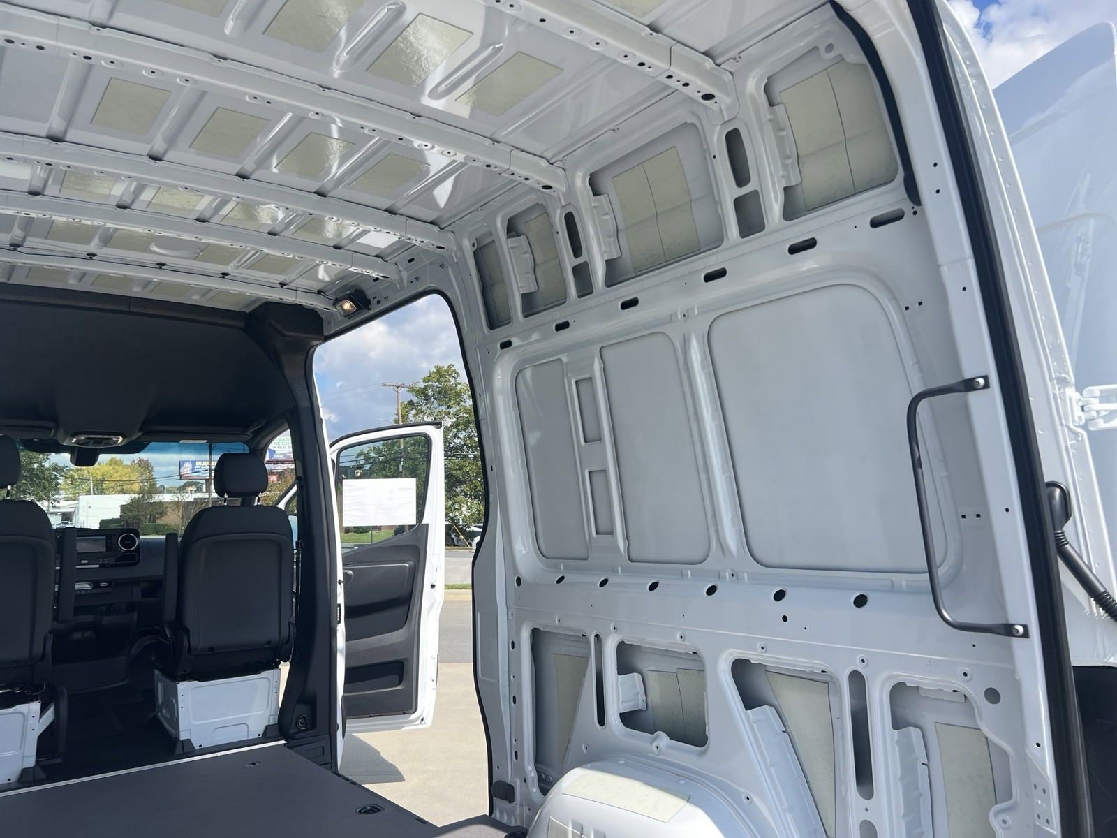 New 2025 Mercedes-Benz Sprinter 2500 image 49