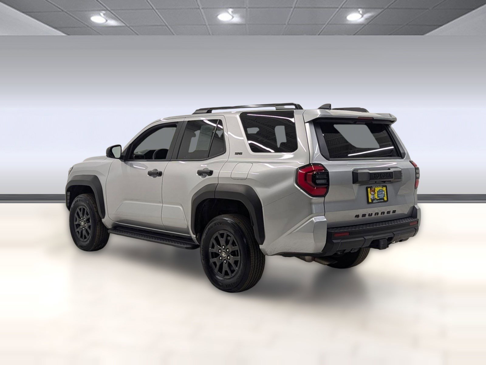 Used 2025 Toyota 4Runner SR5 image 2