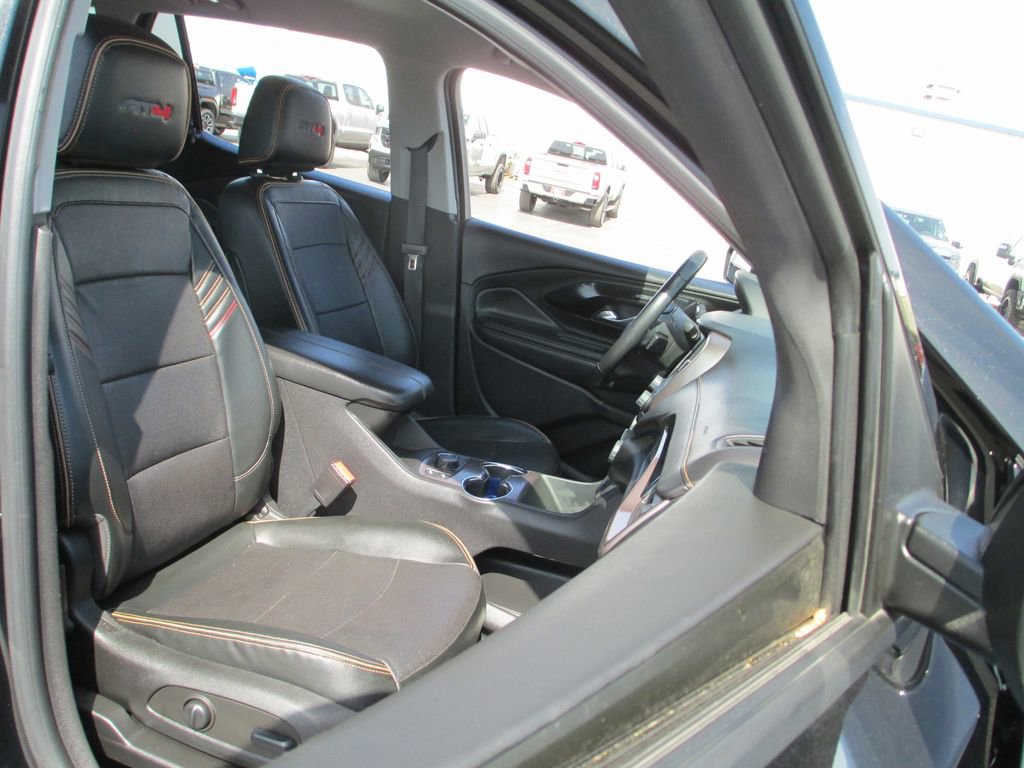 Used 2022 GMC Terrain AT4 w/ Infotainment Package II image 23