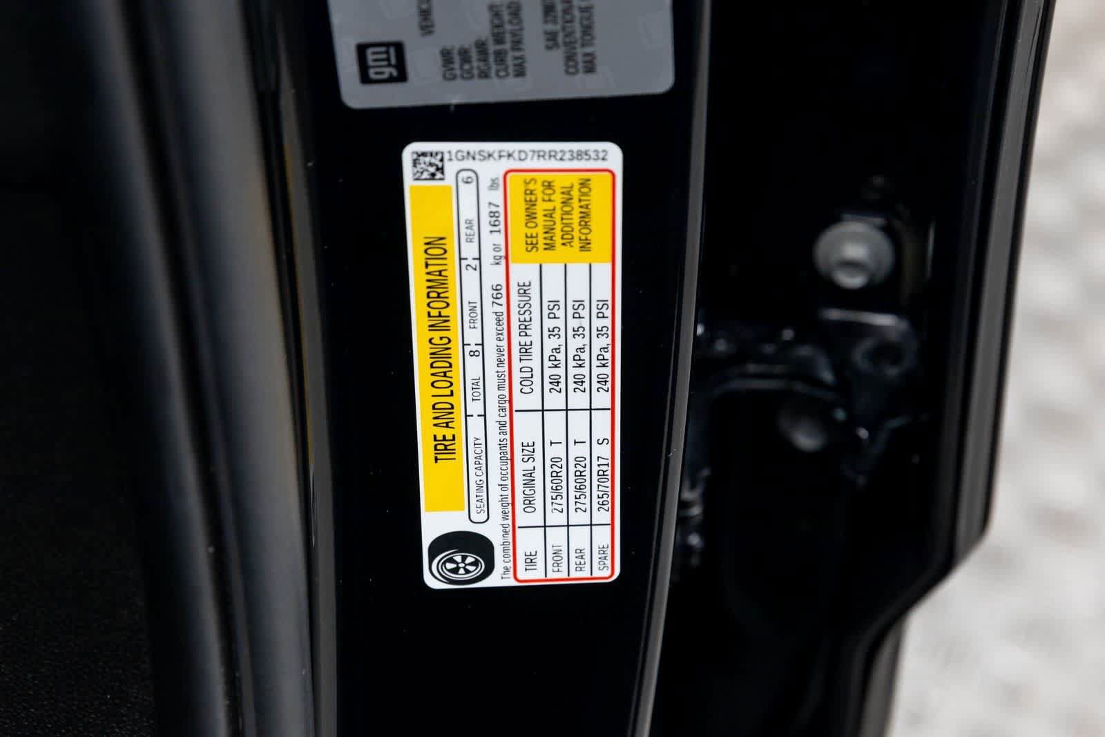 Used 2024 Chevrolet Suburban Premier AWD/4WD image 28