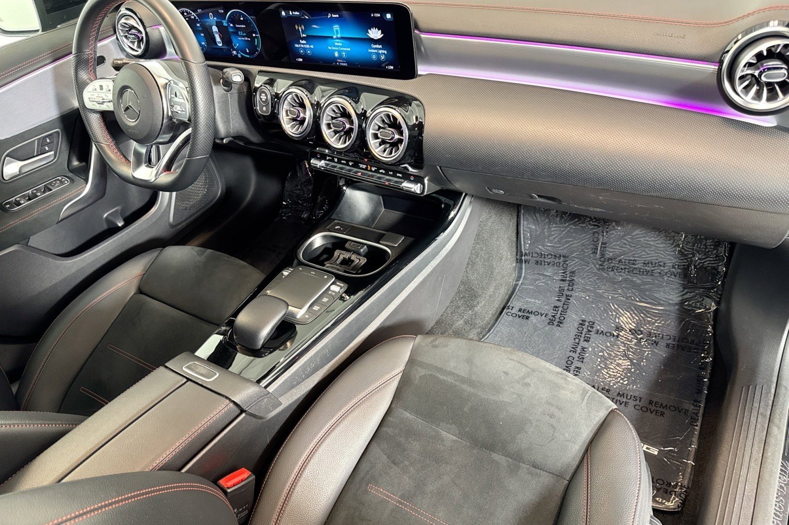 Used 2022 Mercedes-Benz CLA 250 image 28