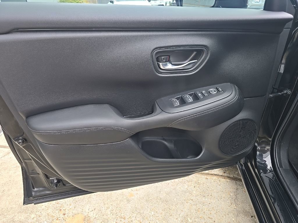 Used 2024 Honda HR-V EX-L image 38