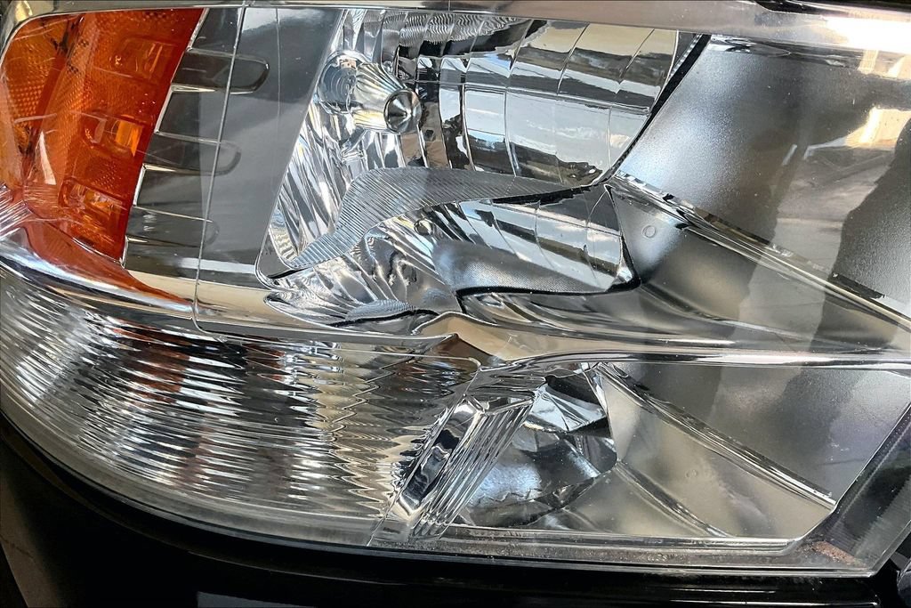 Used 2021 RAM 1500 Classic SLT RWD image 30