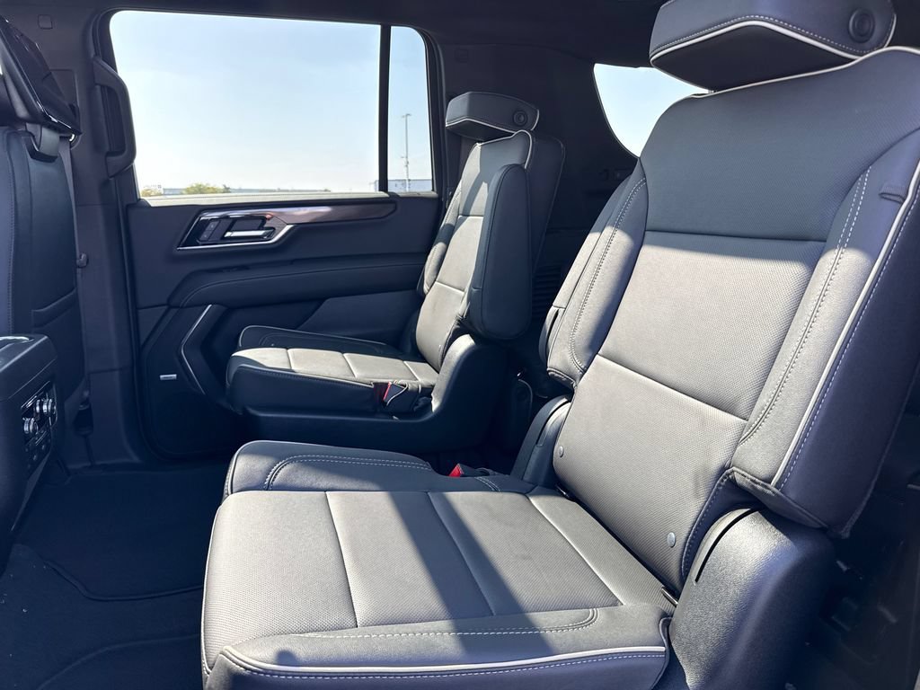 New 2026 GMC Yukon XL Elevation w/ Elevation Premium Package AWD/4WD image 32