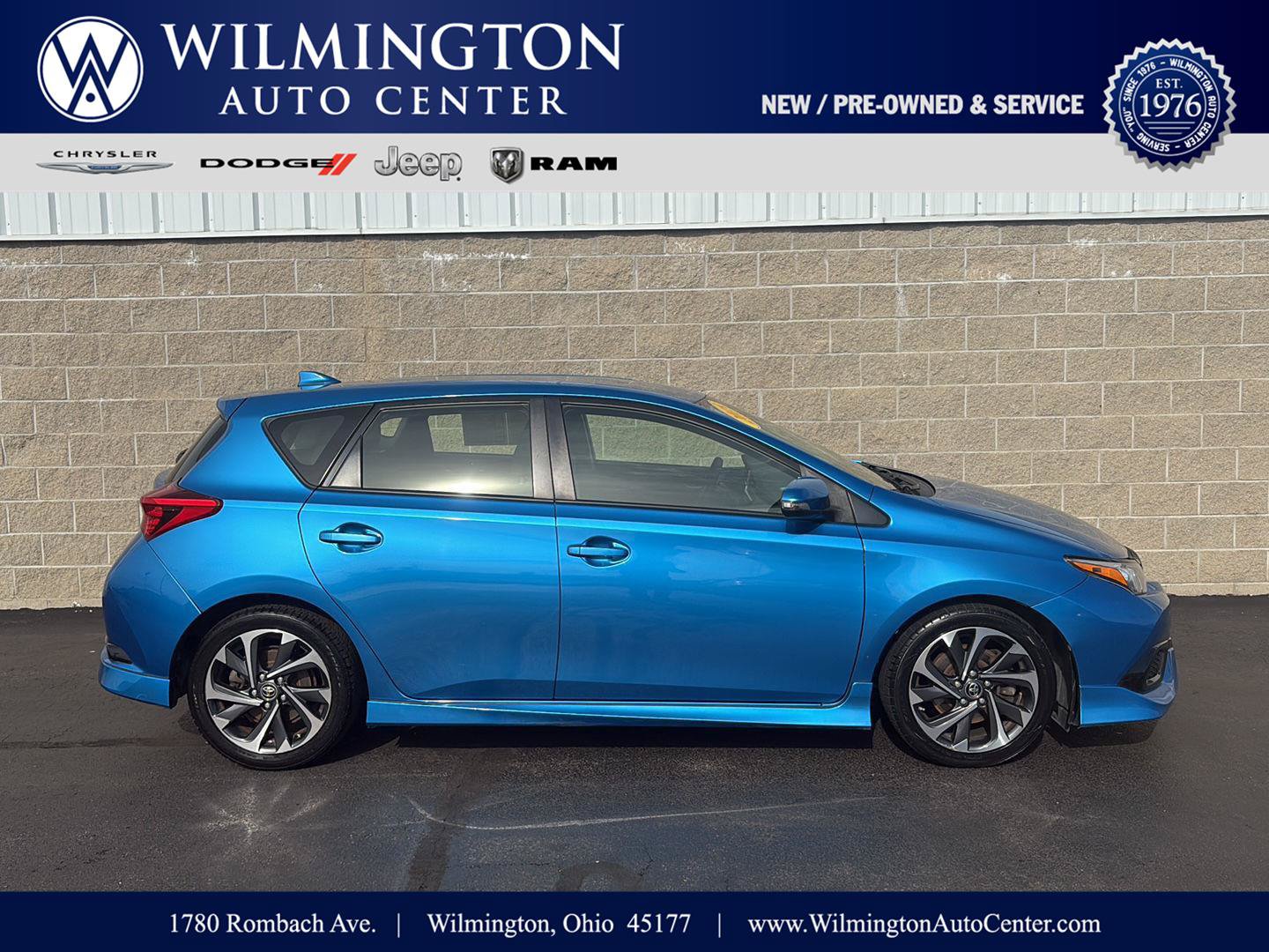Used 2018 Toyota Corolla iM w/ Carpet Mat Package (TMS) FWD image 1