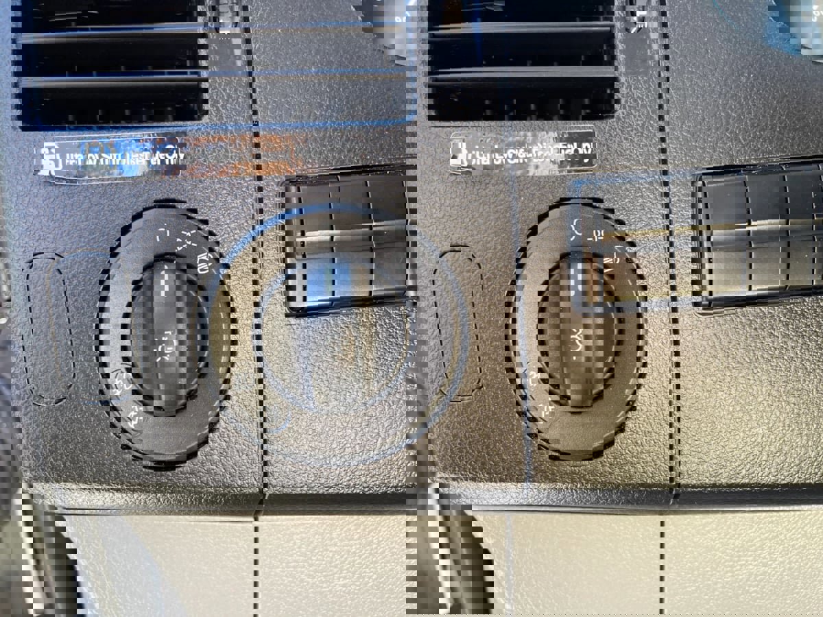 Used 2013 Mercedes-Benz Sprinter 3500 image 53