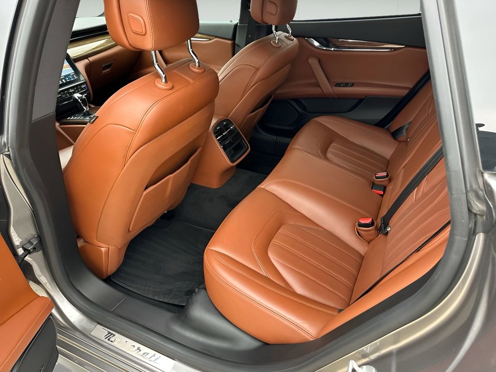 Used 2018 Maserati Quattroporte S image 29