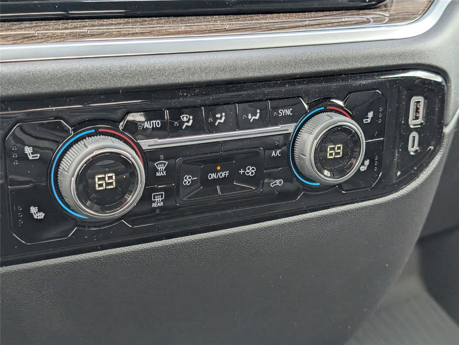 New 2026 Chevrolet Silverado 2500 LT image 11