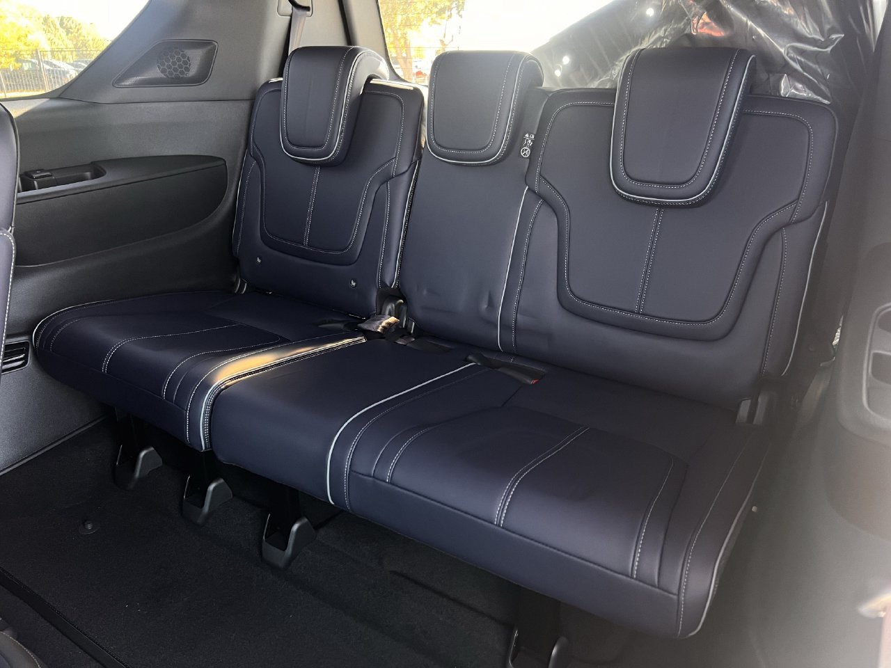 New 2027 INFINITI QX80 Sensory w/ Sport Exterior Package AWD/4WD image 28