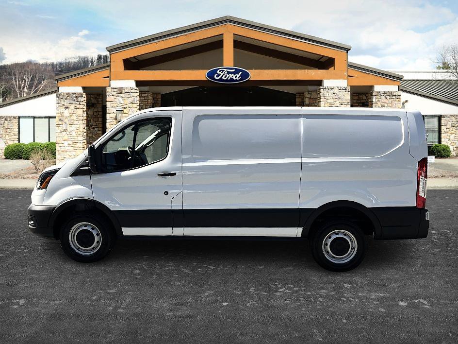 New 2024 Ford Transit 250 148 Medium Roof w/ Load Area Protection Package RWD image 7
