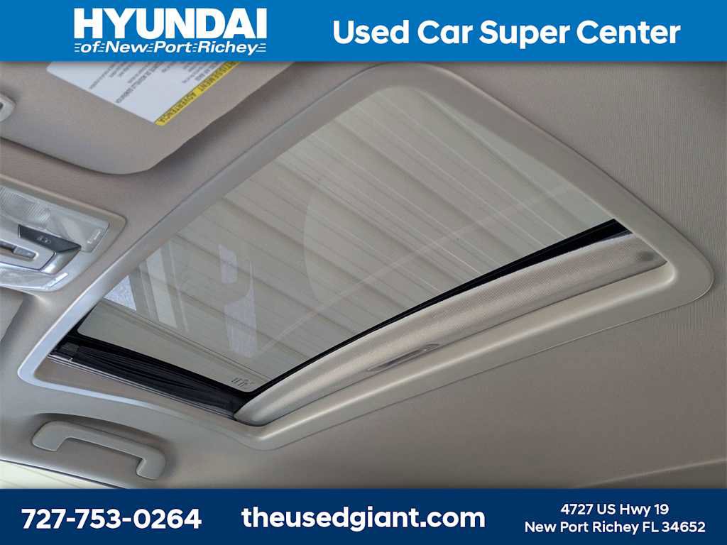 Used 2015 Toyota Sienna XLE image 27