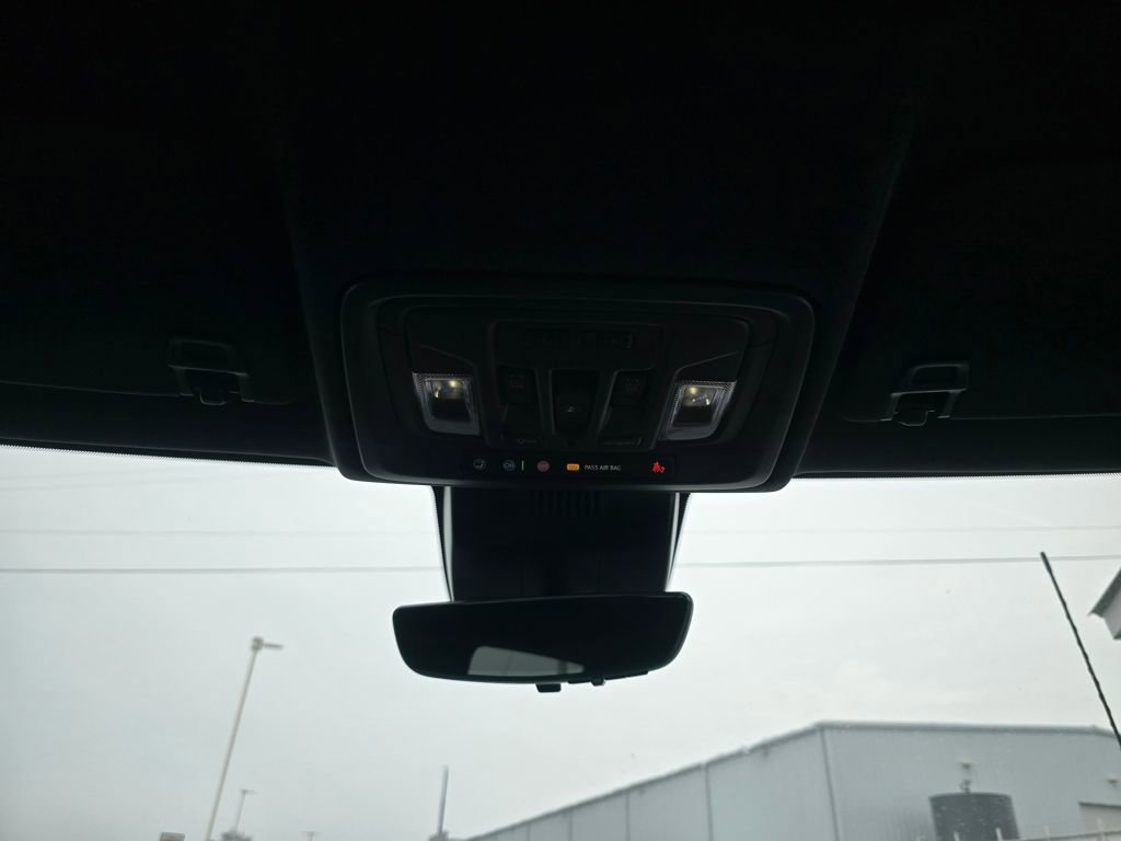 Used 2025 Chevrolet Silverado 2500 High Country w/ High Country Premium Package image 28