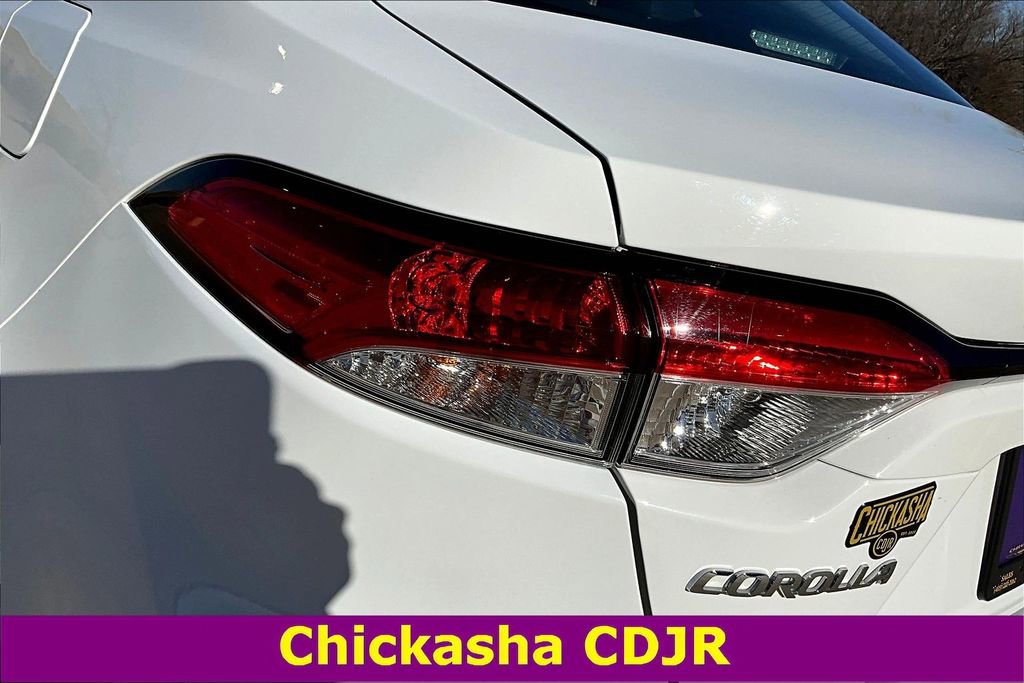 Used 2024 Toyota Corolla LE image 22