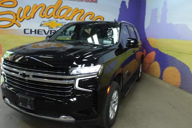 Used 2022 Chevrolet Tahoe LT w/ Luxury Package AWD/4WD image 4