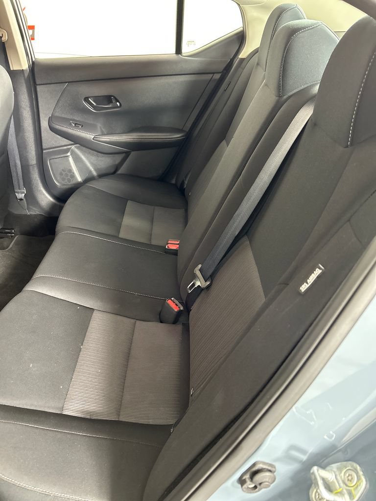 Used 2024 Nissan Sentra SV FWD image 17