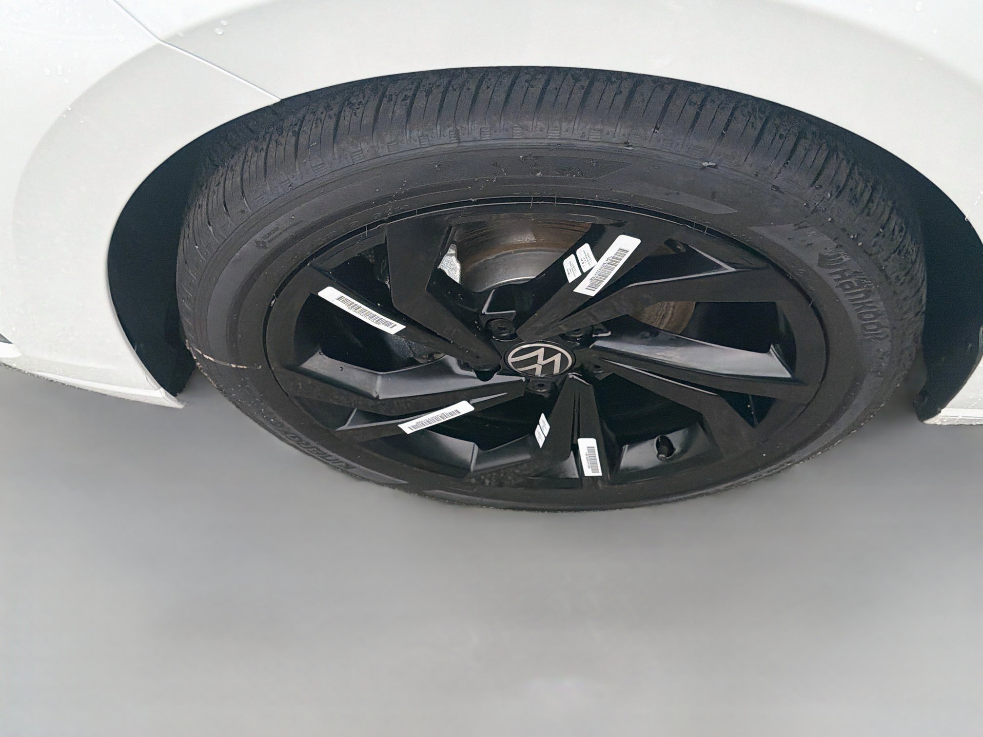 New 2027 Volkswagen Jetta SE FWD image 25