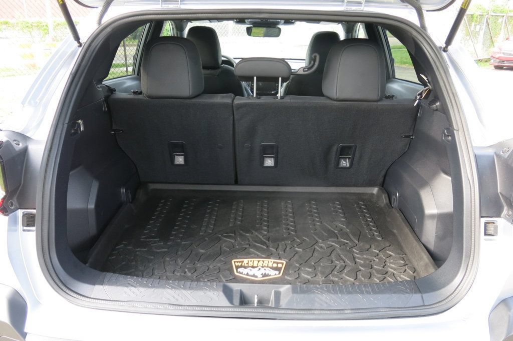Used 2025 Subaru Crosstrek 2.5i Wilderness w/ Crosstrek Mirror Package AWD/4WD image 17