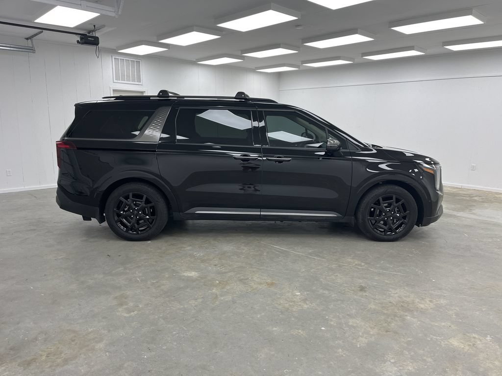 Used 2025 Kia Carnival SX Prestige FWD image 6