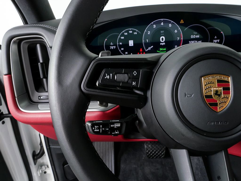 Certified 2024 Porsche Cayenne AWD/4WD image 10