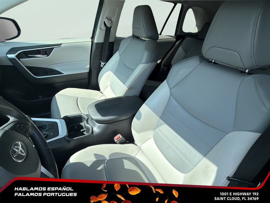Used 2022 Toyota RAV4 XLE Premium AWD/4WD image 20