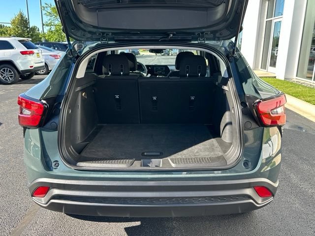 Used 2026 Chevrolet Trax LS FWD image 17
