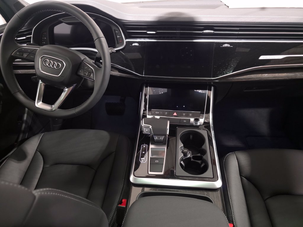 New 2026 Audi Q7 2.0T Premium AWD/4WD image 16