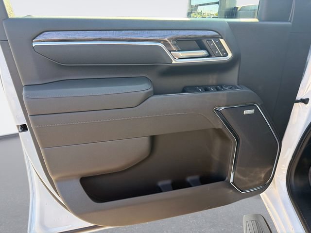 New 2026 Chevrolet Silverado 2500 LTZ w/ LTZ Plus Package AWD/4WD image 18