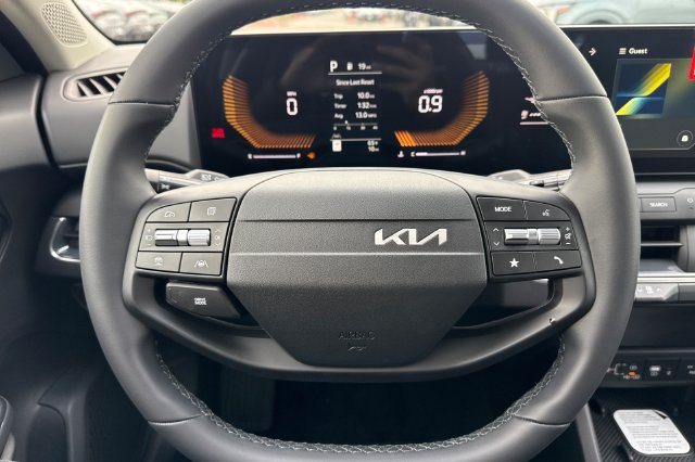 New 2027 Kia K4 EX FWD image 26