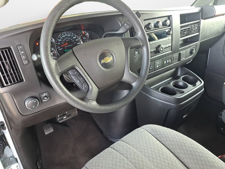 Used 2024 Chevrolet Express 3500 LT w/ LT Preferred Equipment Group RWD image 10