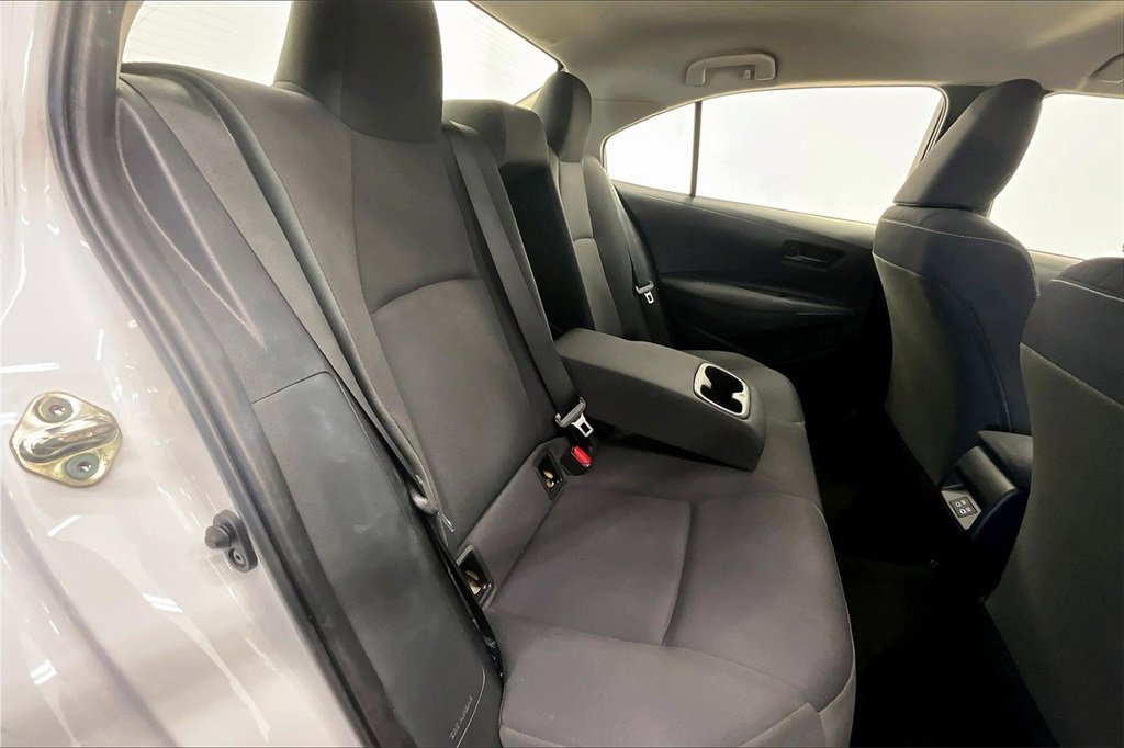 Used 2023 Toyota Corolla LE image 23