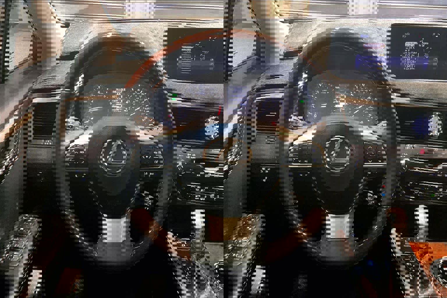 Used 2019 Lexus RX 350 FWD w/ Premium Package image 6