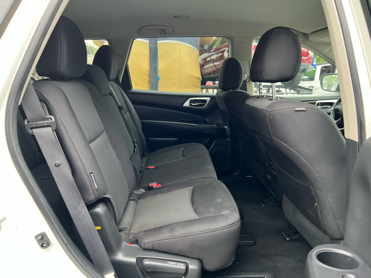Used 2019 Nissan Pathfinder S image 12
