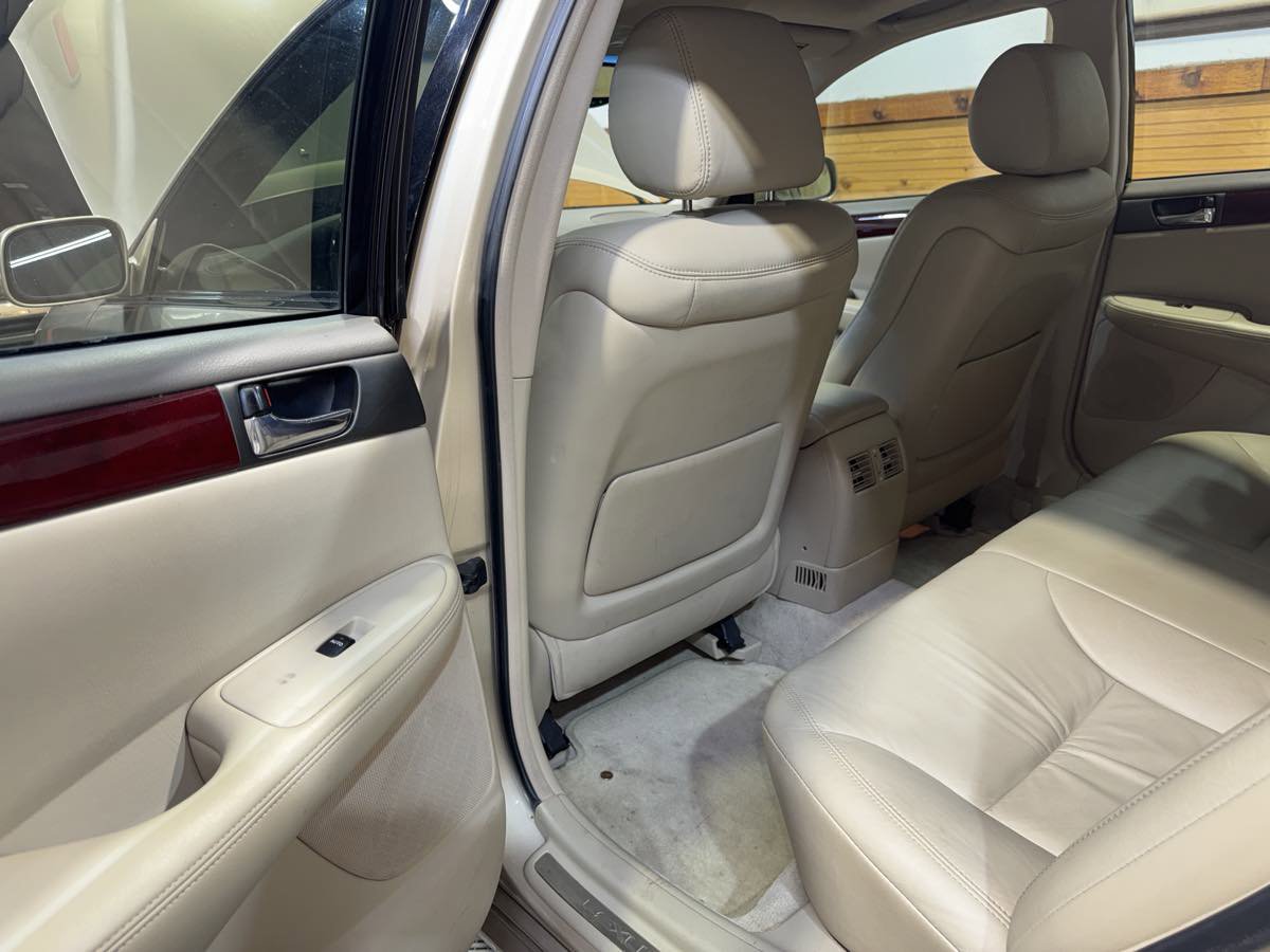 Used 2004 Lexus ES 330 image 22