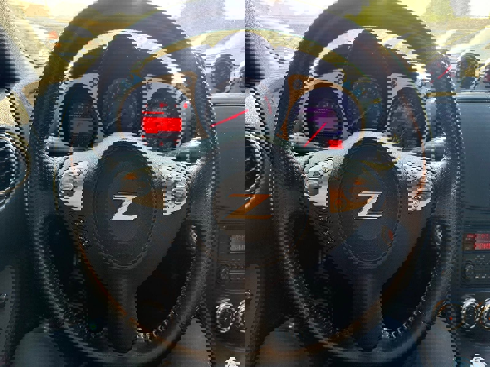 Used 2020 Nissan 370Z Coupe image 15